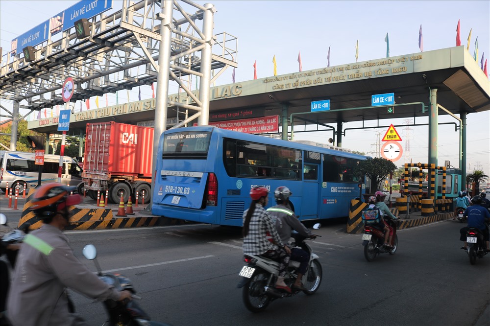 Nhiều tài xế cho rằng, cần làm rõ thông tin BOT An Sương - An Lạc được phép thu quá hạn và kéo dài tận 2033.