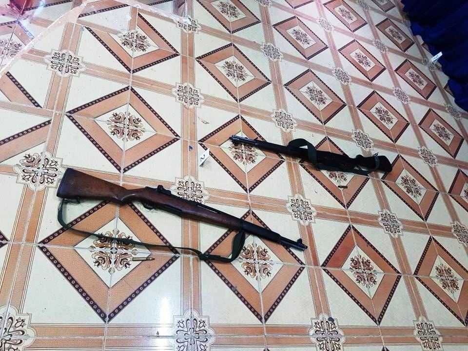 Hai khẩu súng CKC tại hiện trường.