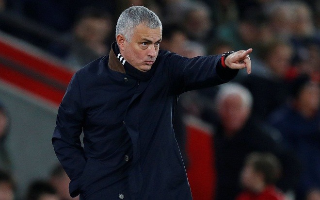 Mourinho từ chối trả lời cả kênh truyền hình của MU.