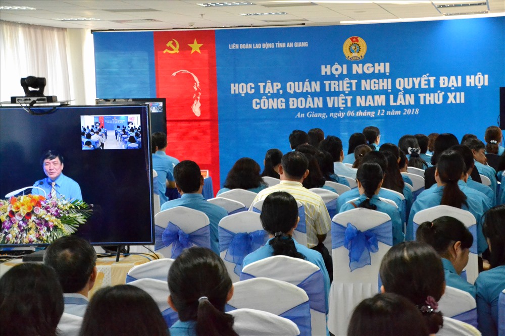 Theo ghi nhận của Ban tổ chức, các đại biểu đến dự đúng thành phần, đúng giờ . Ảnh: Lục Tùng