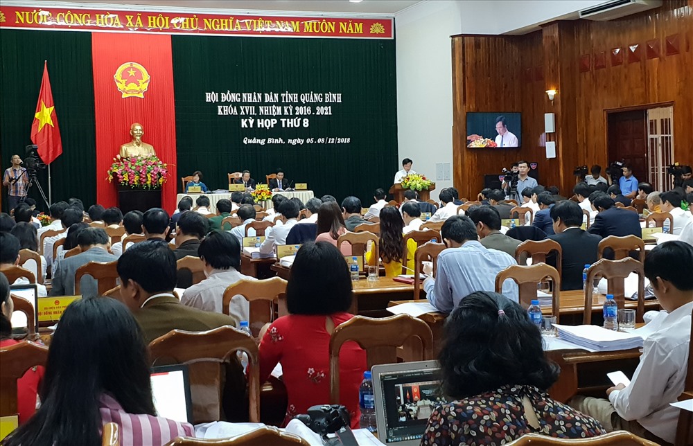 Toàn cảnh Kỳ họp thứ 8 - HĐND tỉnh Quảng Bình khóa XVII. Ảnh: Lê Phi Long
