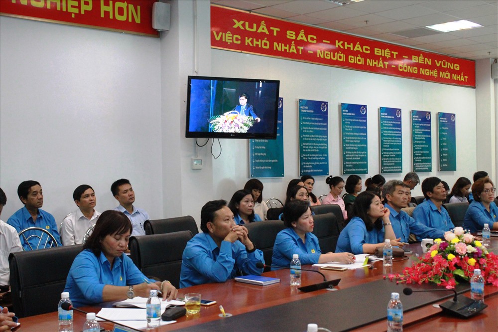 Những chỉ đạo sát sườn của Chủ tịch Tổng LĐLĐVN - đồng chí Bùi Văn Cường - được các đại biểu tại Gia Lai quan tâm. Ảnh Đình Văn