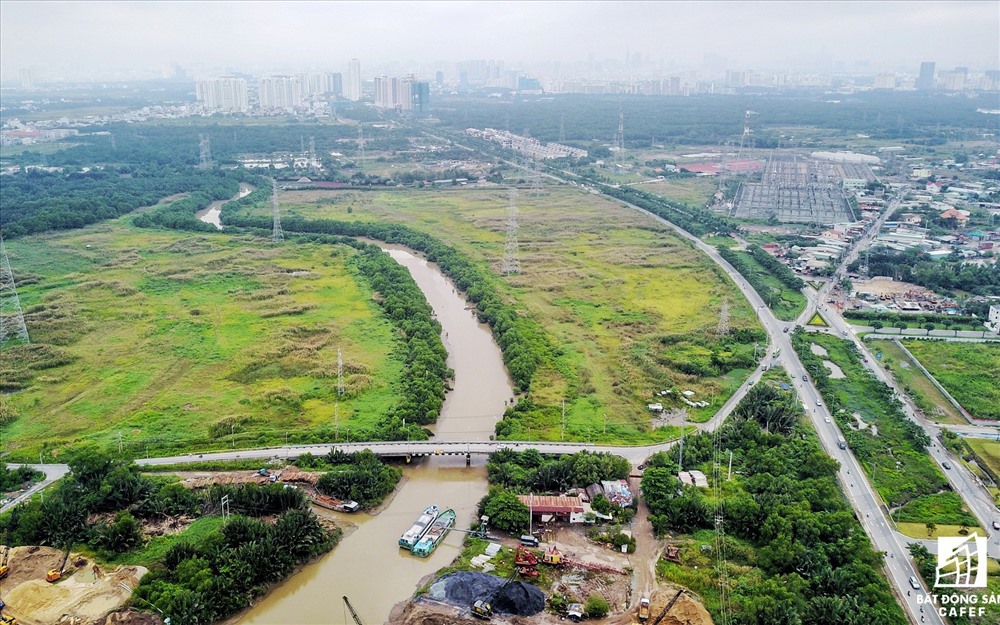 Khu đất công bán rẻ