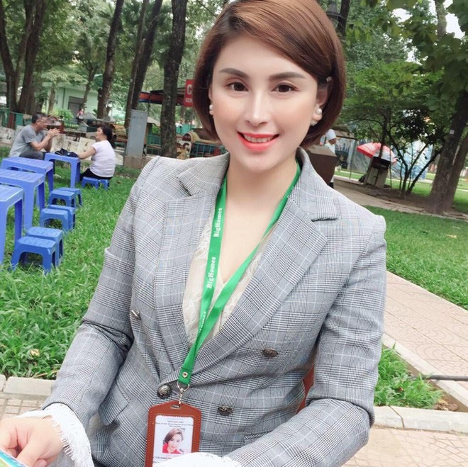 Vẻ ngoài xinh đẹp của “thánh dự đoán” Khánh Ngọc.