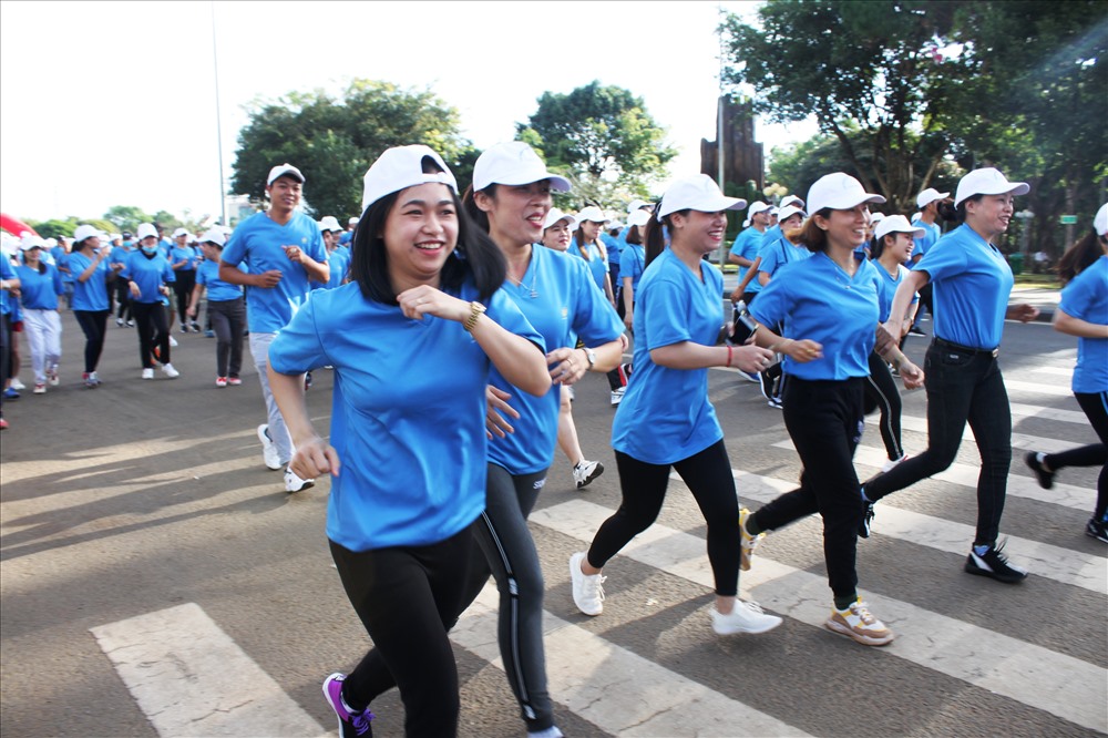 Sự hào hứng thể hiện trên khuôn mặt của đoàn viên tham gia. Ảnh Đình Văn