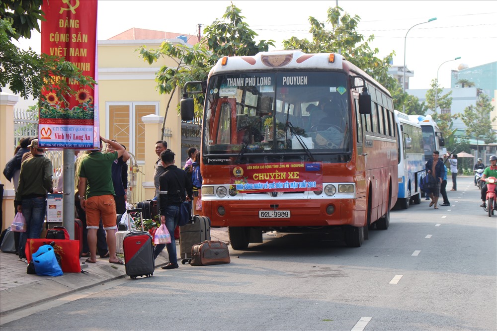 Trước giờ lăn bánh.