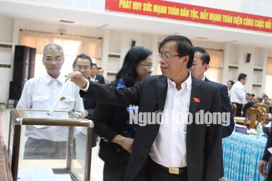 Ông Lê Phước Thanh bị kỷ luật cách chức Bí thư Tỉnh ủy Quảng Nam nhiệm kỳ 2010-2015.