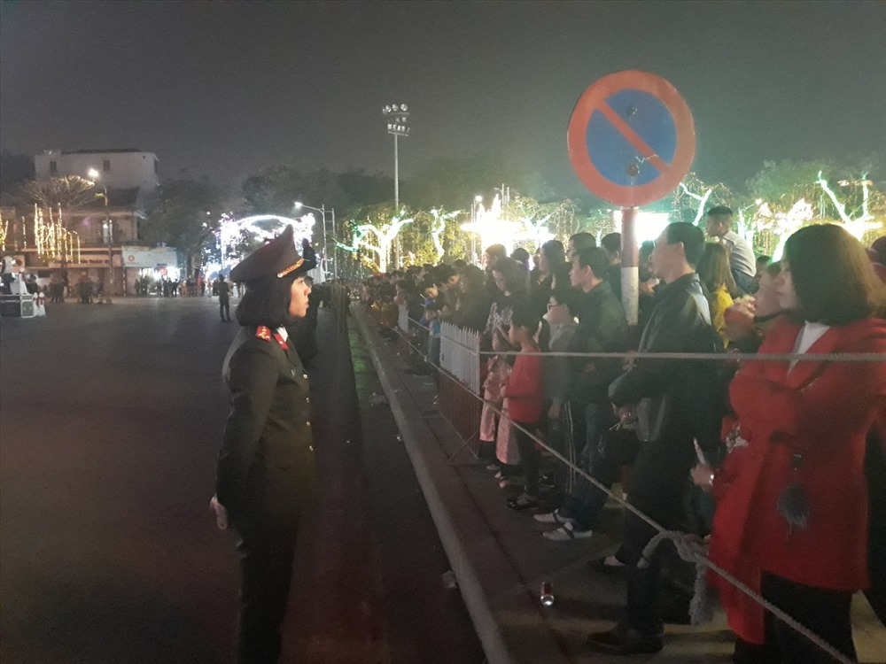 Công tác đảm bảo ANTT được thắt chặt, lực lượng Công an được tăng cường bảo vệ để chương trình chào năm mới diễn ra thành công tốt đẹp