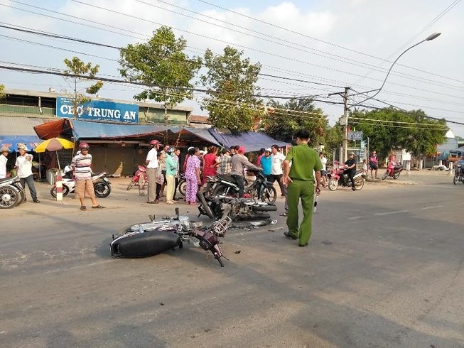 Hiện trường vụ tai nạn.(Ảnh Hà Huy)