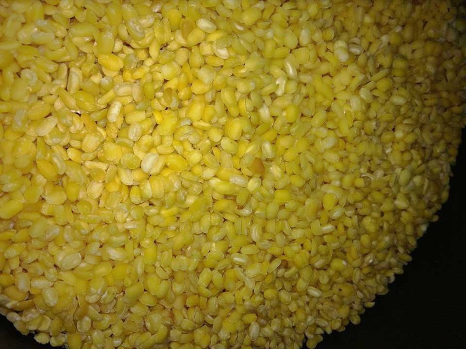 Đỗ xanh làm nhân bánh. Ảnh. Đỗ Lê Vân Hải