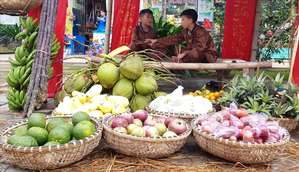 Hình ảnh khiến du khách hồi tưởng về tuổi thơ xưa tại những miền quê đất Việt. Ảnh: Lê Phi Long