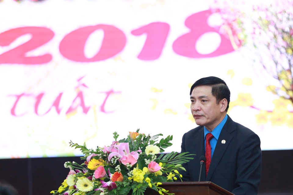 Đồng chí: Bùi Văn Cường - Ủy viên TƯ Đảng, Chủ tịch Tổng LĐLĐVN phát biểu tại buổi chúc Tết. Ảnh: Hải Nguyễn