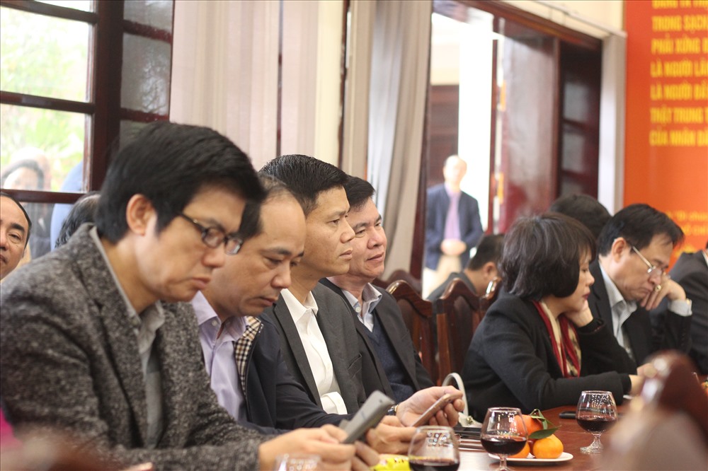 Lãnh đạo các cơ quan báo chí tham dự chương trình. Ảnh: Trần Vương
