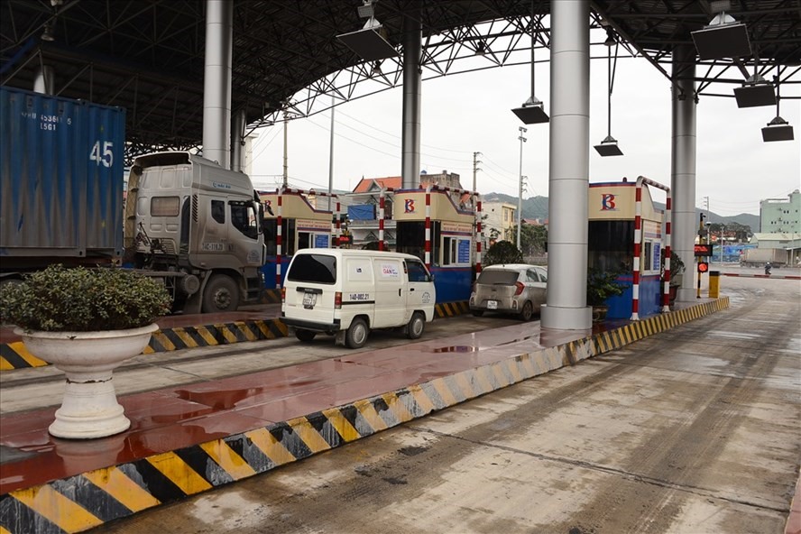 Trạm thu phí BOT Hạ Long - Mông Dương tại TP. Cẩm Phả. Ảnh: CTV