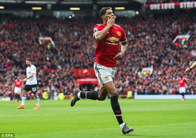 Rashford còn quá non cho sân chơi World Cup. Ảnh: EPA.