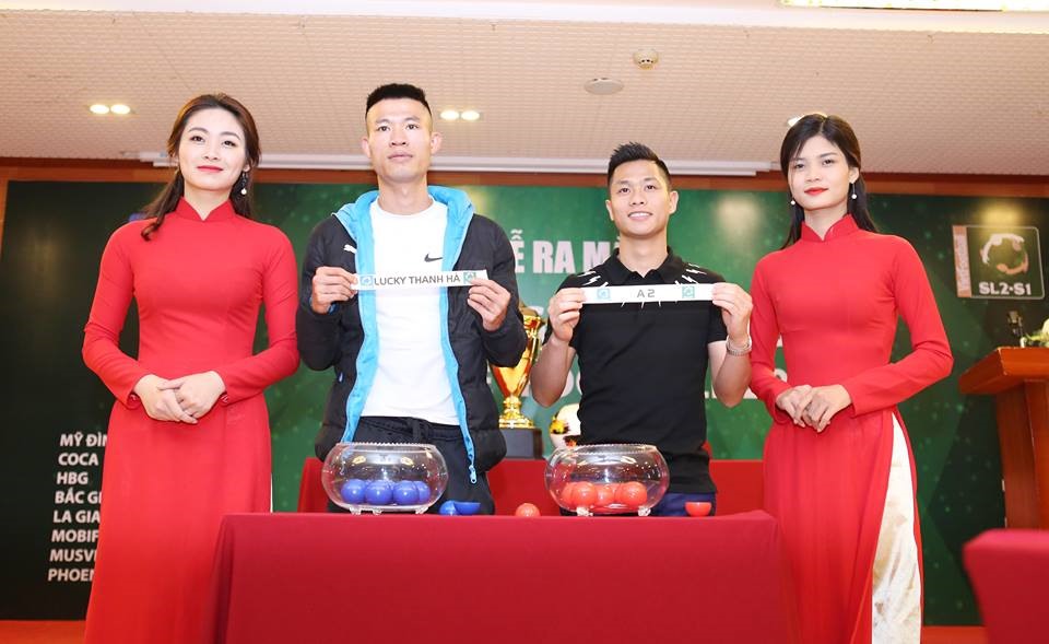 Lễ bốc thăm chia bảng. Ảnh: TT