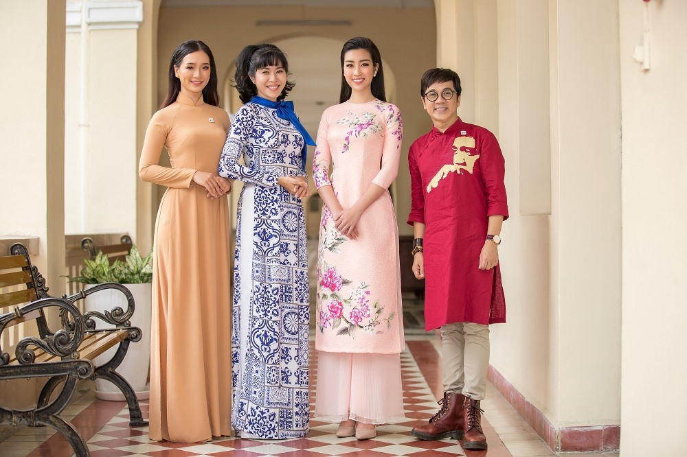 Xuất hiện tại sự kiện là sự góp mặt của NSUT Thành Lộc, MC Quỳnh Hoa.