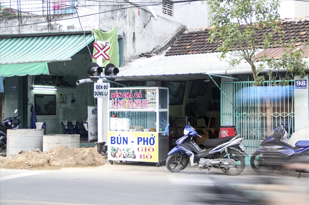 Nhà ông số 98 nhưng kề bên là nhà