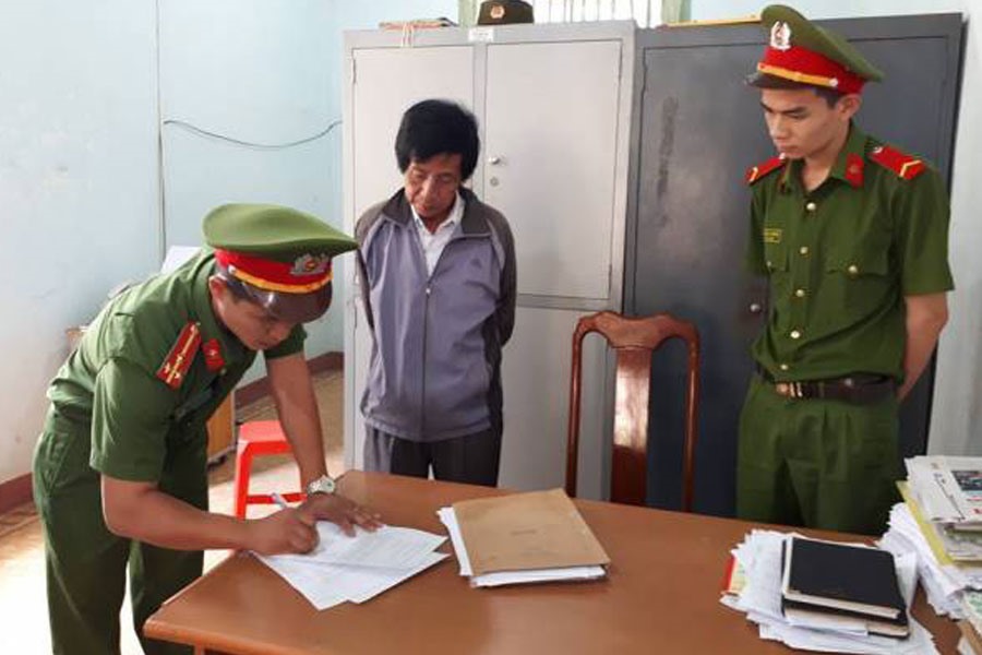 Ông Bê vừa bị bắt giữ vì tội lừa đảo chiếm đoạt tài sản. Ảnh: P.V