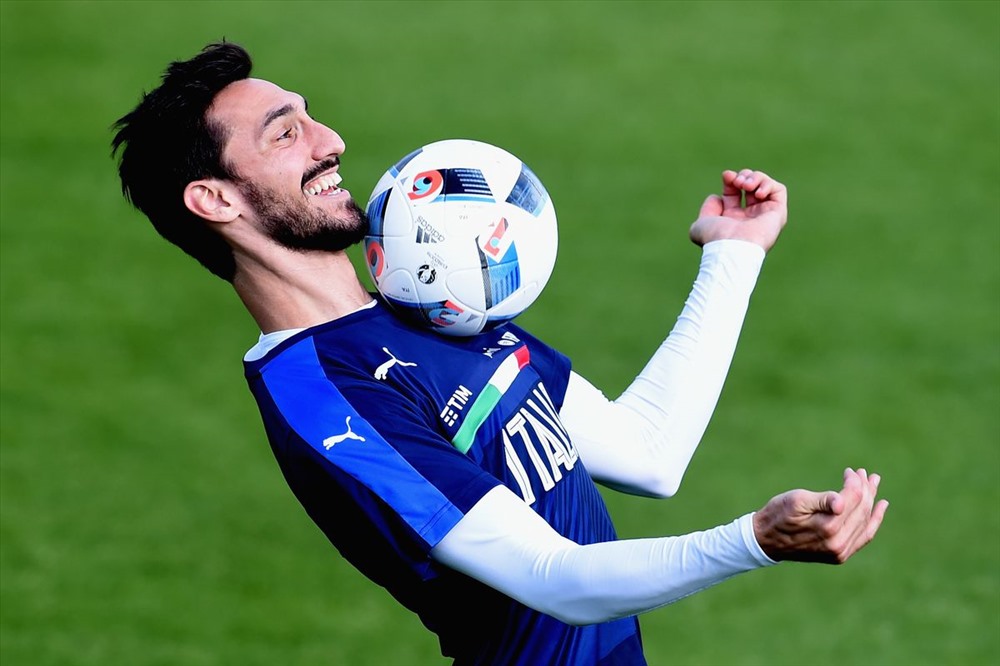 Davide Astori trong màu áo Azzurri. Ảnh: Viola Nations.