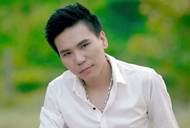 Nam ca sĩ Châu Việt Cường