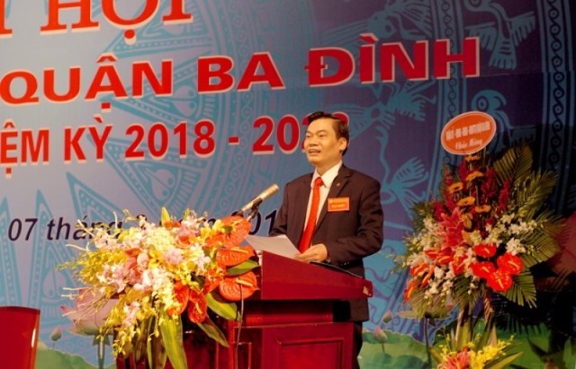 Chủ tịch LĐLĐ quận Ba Đình khóa IX Nguyễn Xuân Trọng phát biểu khai mạc Đại hội. Ảnh: Xuân Trường