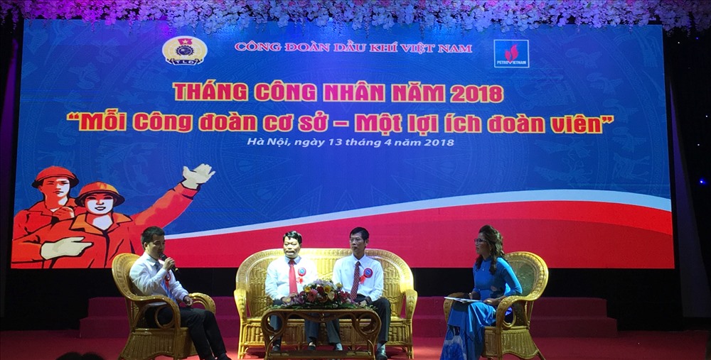Tại Lễ phát động, đại diện các chủ tịch Công đoàn Dầu khí tiêu biểu và người lao động Dầu khí tiêu biểu đã giao lưu, chia sẻ kinh nghiệm. Ảnh: T.E.A