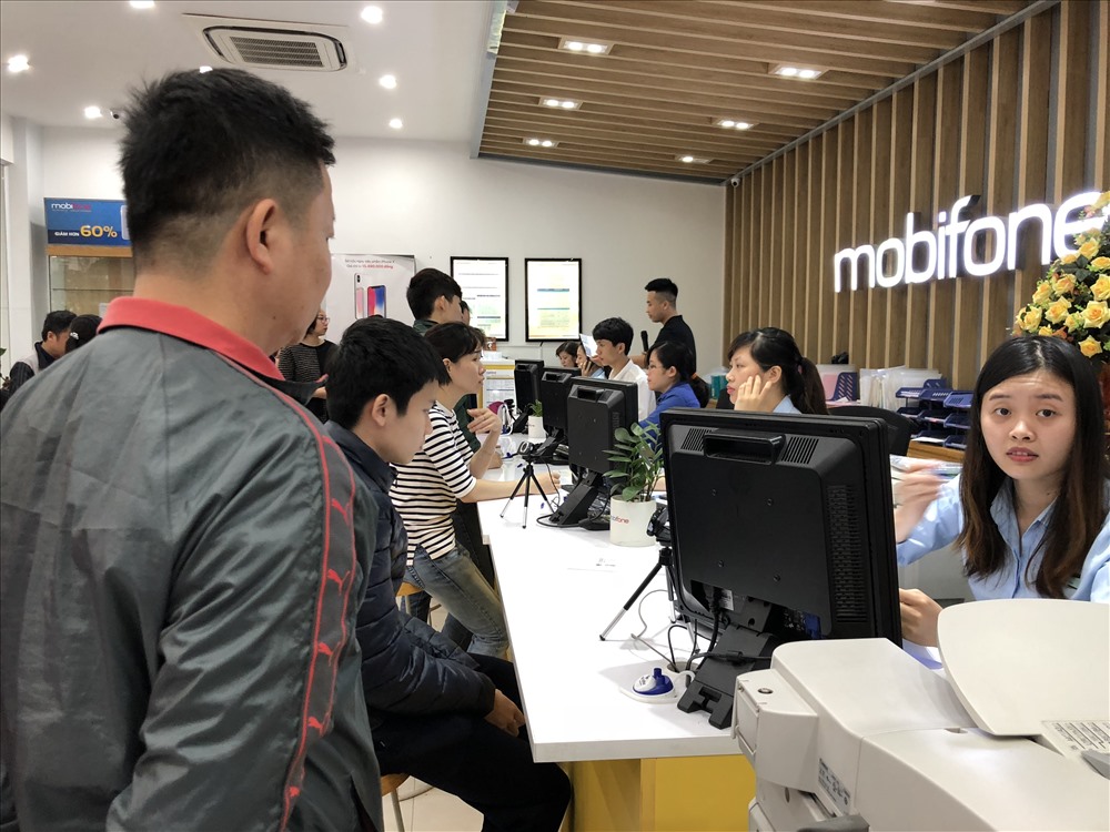 Tình trạng khách hàng tăng đột biến đã diễn ra nhiều ngày