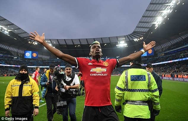 M.U vừa lội ngược dòng trước Man City ở Derby Manchester. Ảnh: Getty.
