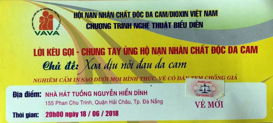 Mạo danh Hội Nạn nhân chất độc da cam để bán vé biểu diễn nghệ thuật - ảnh 2 Mạo danh Hội Nạn nhân chất độc da cam để bán vé biểu diễn nghệ thuật - ảnh 2