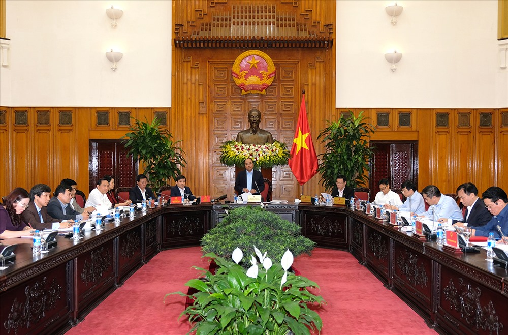 Toàn cảnh buổi làm việc giữa Thủ tướng Chính phủ với lãnh đạo của Tòa tối cao.