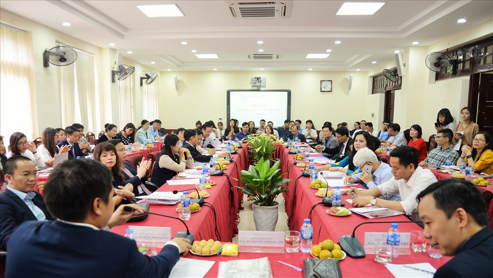 Đại diện nhiều nhà tuyển dụng ngành Luật tham dự hội nghị đối thoại