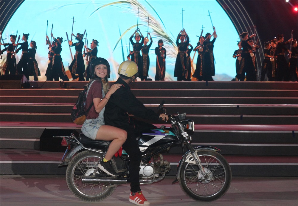 Việt Nam - điểm đến ưa thích của nhiều du khách quốc tế. Ảnh: Nguyễn Hùng