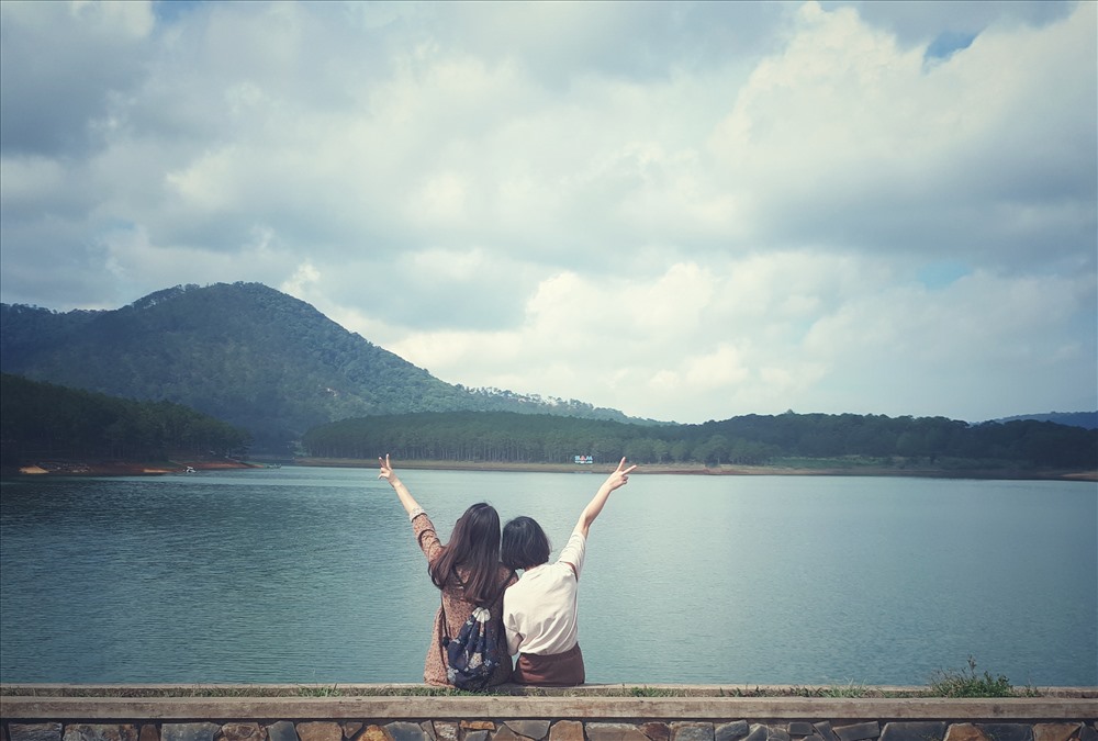 Hồ Tuyền Lâm.