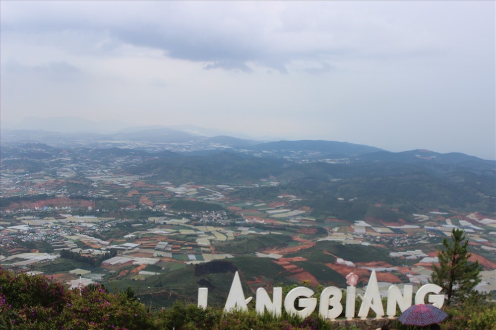 Đỉnh Lang Biang.