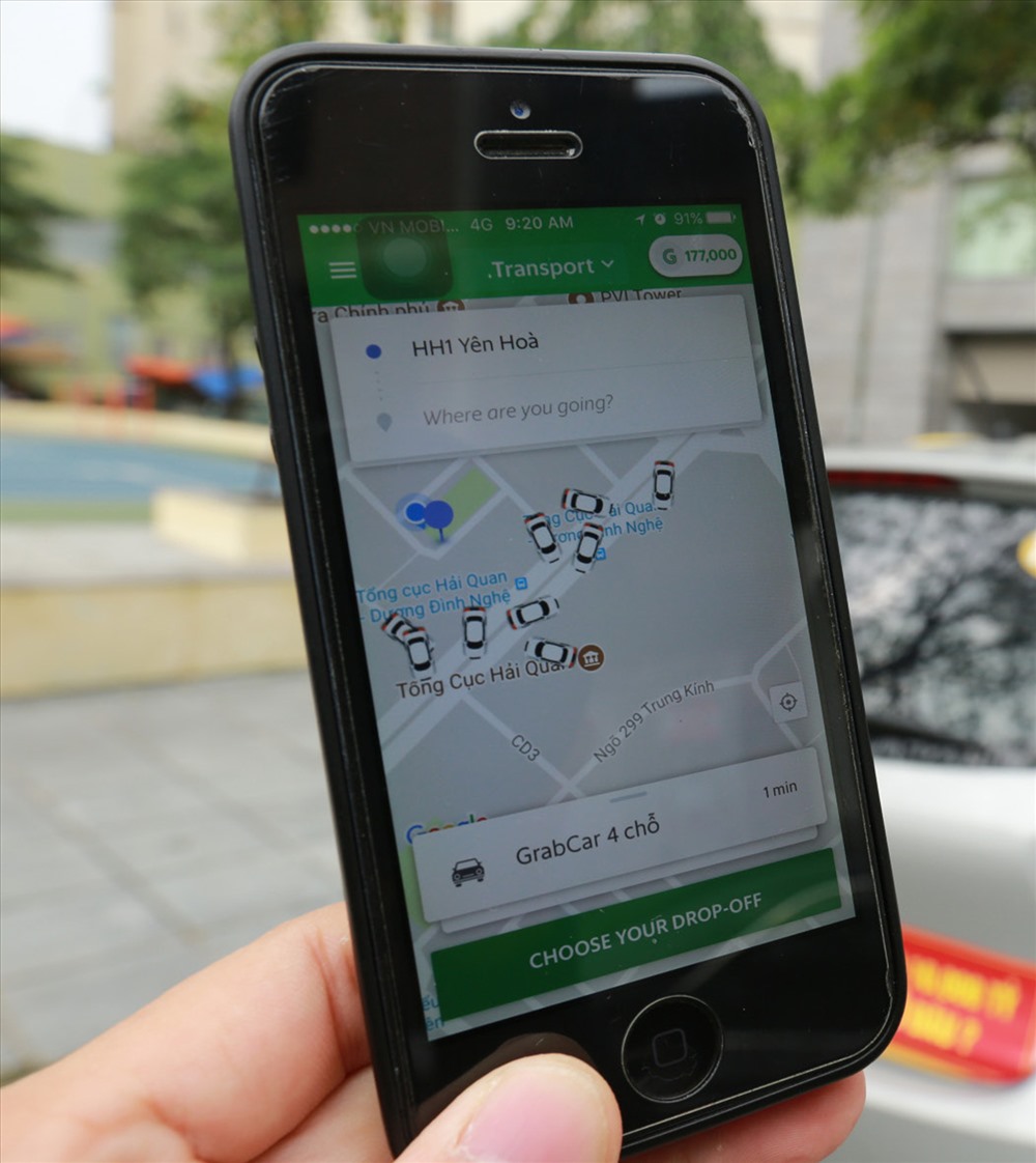Hãng taxi công nghệ Grab khó độc quyền tại thị trường Việt Nam. Ảnh: HẢI NGUYỄN