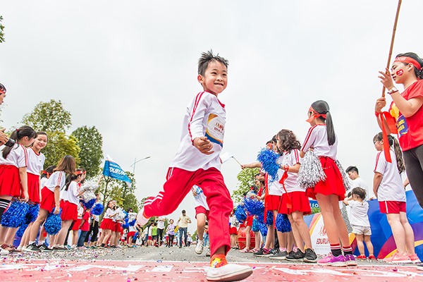 Không mang tính chất của một giải chạy thông thường, đích đến của EDURUN chính là lòng nhân ái, sự yêu thương và sẻ chia