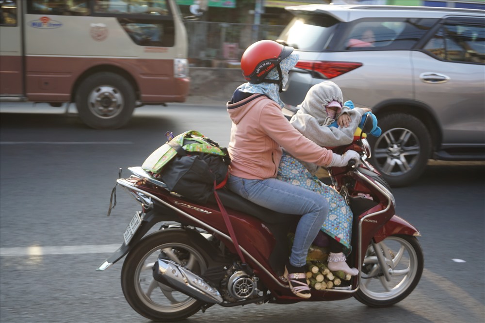 Mệt mỏi sau quãng đường xa.