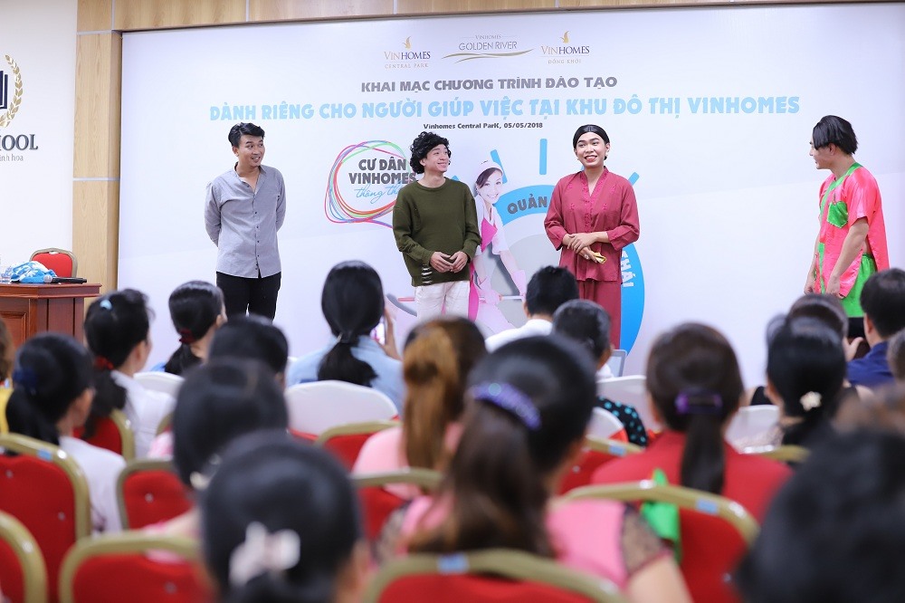 Người giúp việc cười thả ga với tiểu phẩm hài của nhóm hài Lê Dương Bảo Lâm - Ảnh: BTC cung cấp