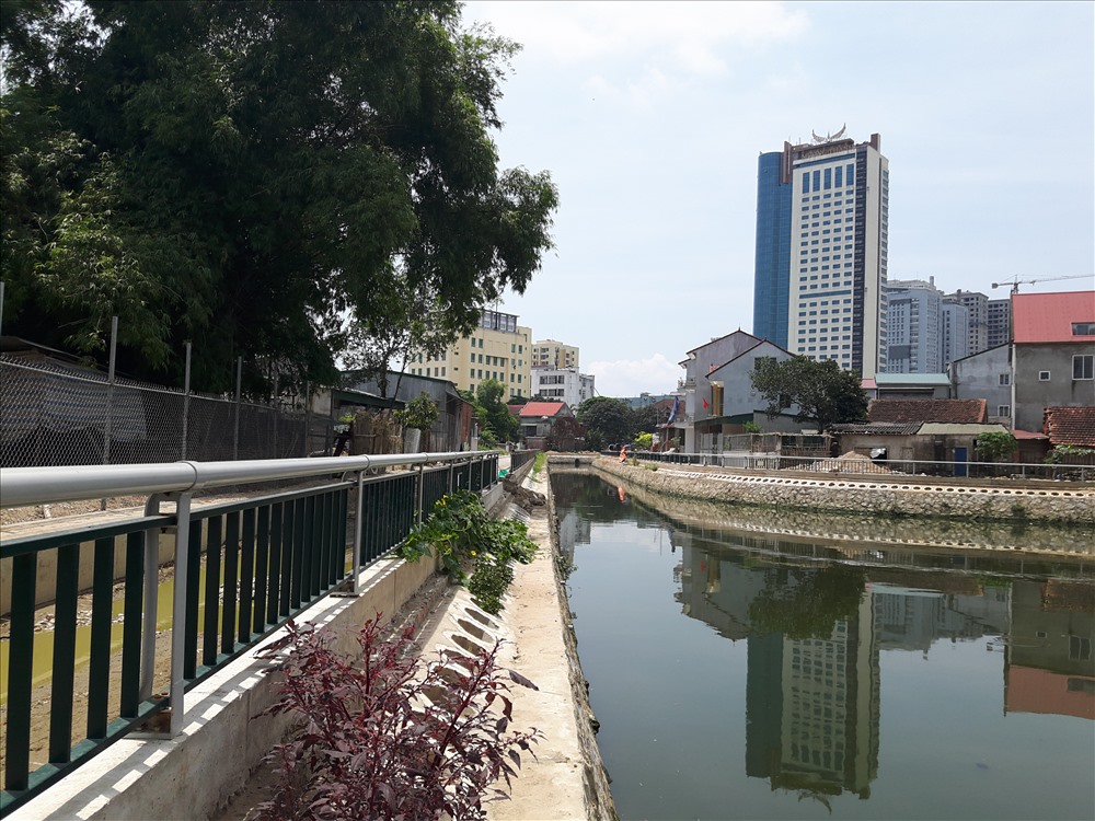 Dự án cải tạo hào thành cổ Vinh đi qua nhà ông Tâm (ảnh: P.V)