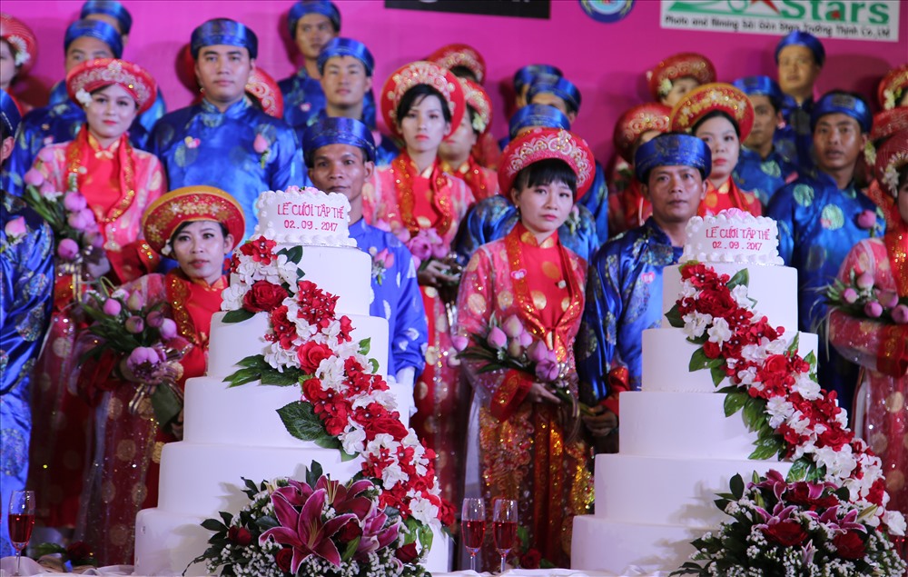 Nghi thức cắt bánh cưới
