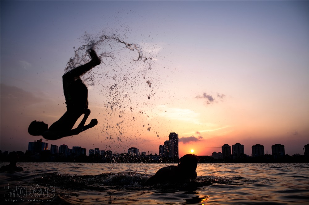 Đây cũng là cơ hội cho nhiều nhiếp ảnh gia thỏa mãn đam mê.