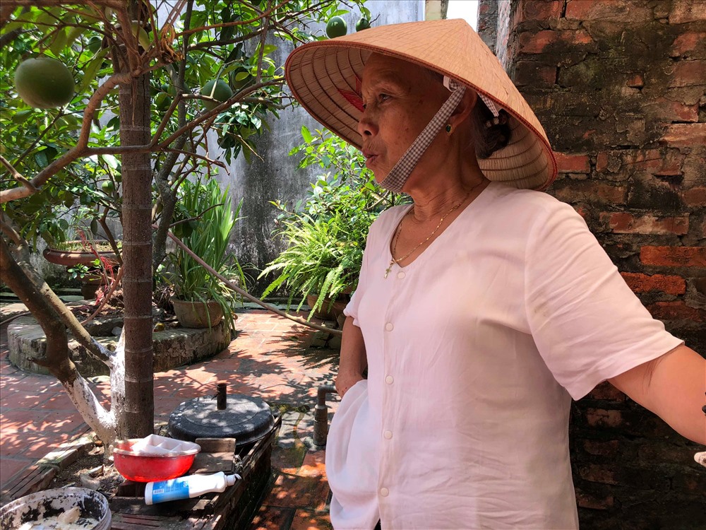 Bà Phượng trú thôn Thượng, xã Bích Hòa, huyện Thanh Oai, Hà Nội.