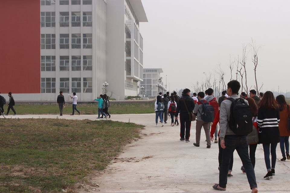 Những sinh viên Khóa 58 tại Cơ sở Phố Hiến (ảnh: tlu.edu.vn)