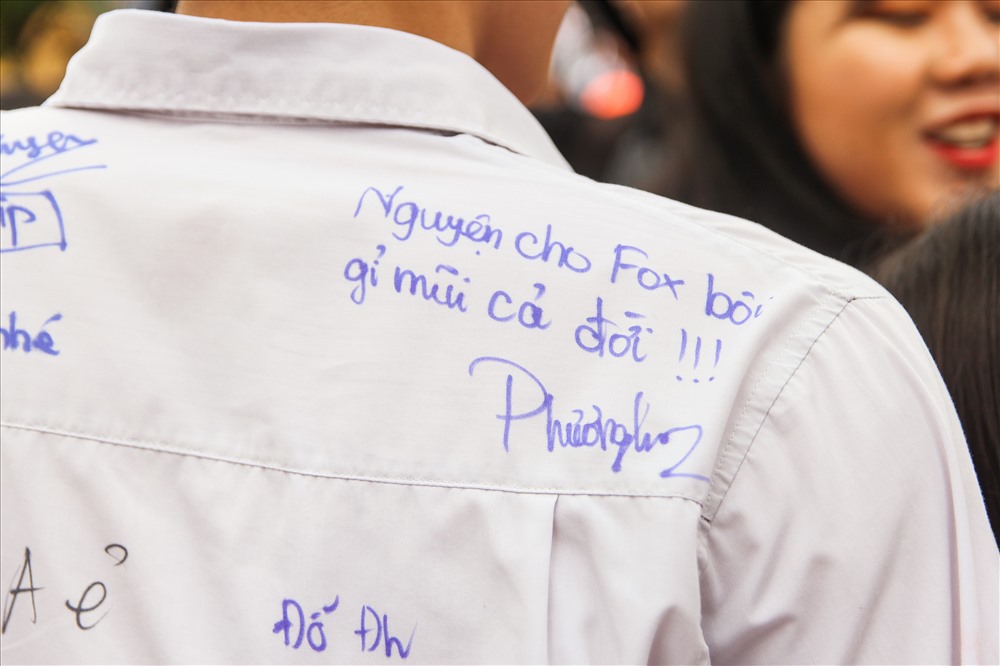 Hay chỉ là những dòng nhắn nhủ ngây ngô, đúng với câu nói ” Nhất quỷ, nhì ma, thứ ba học trò“.