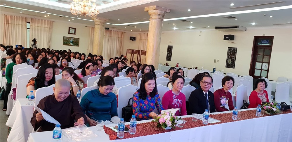 Gần 200 nữ trí thức tham gia đại hội