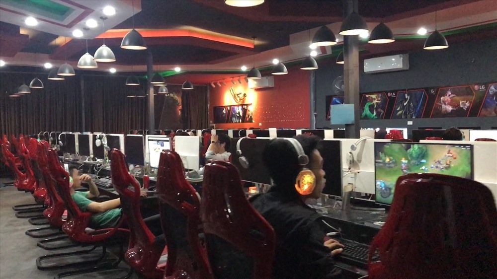Một số vụ bạo lực học đường có nguyên nhân từ việc trẻ em chơi game bạo lực.