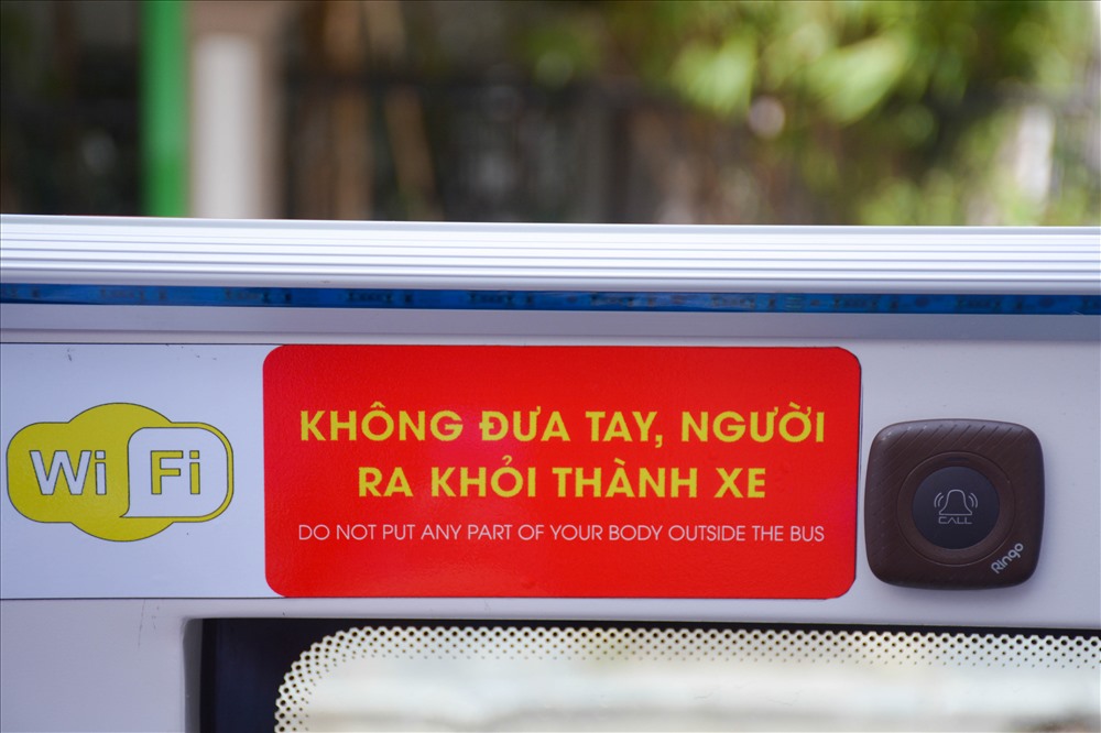 Những biển nhắc nhở có mặt ở nhiều vị trí.