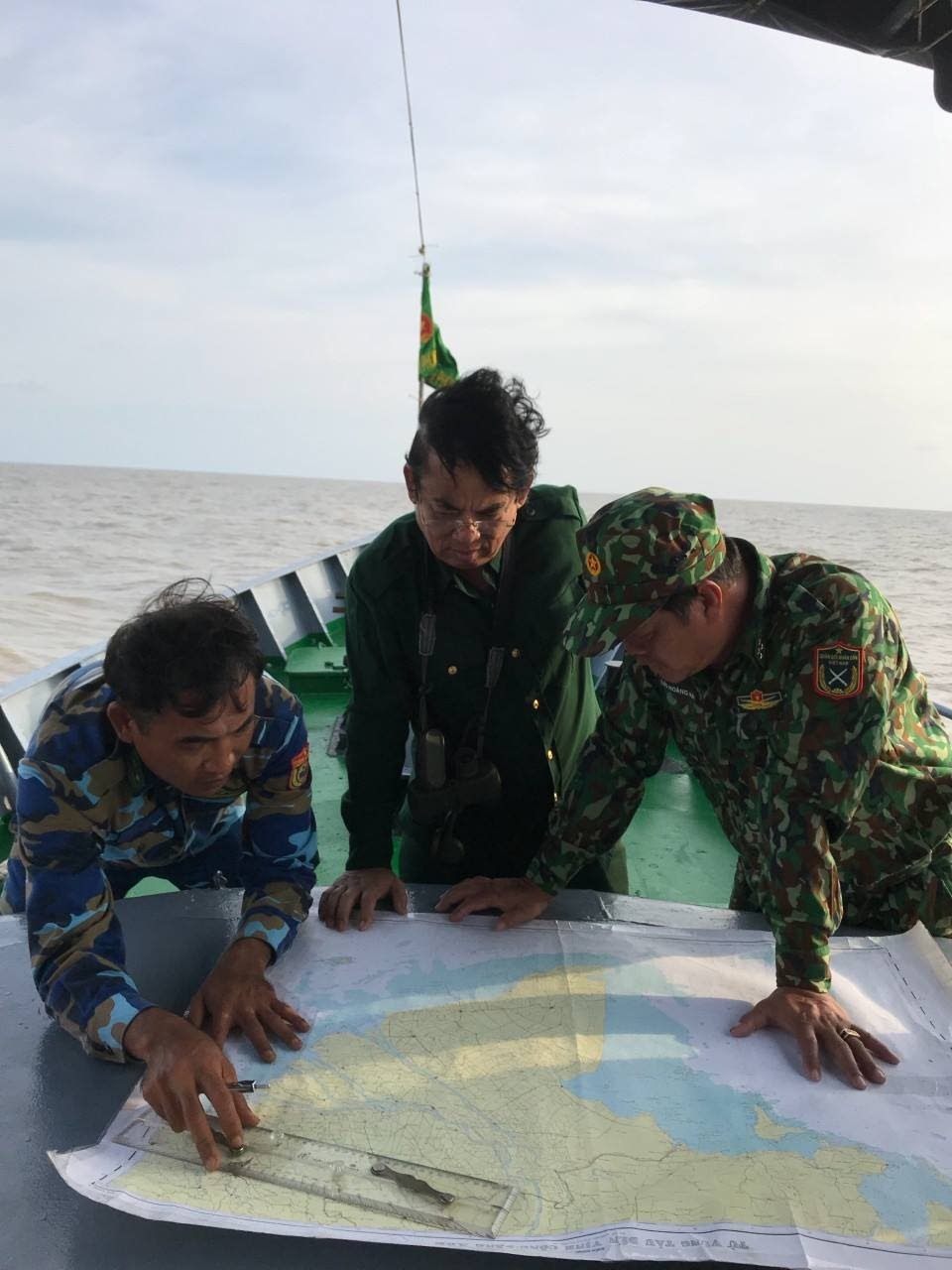 Trước đó, lãnh đạo tỉnh Bạc Liêu đã khảo sát ven biển Bạc Liêu để tìm vị trí phù hợp cho nhà máy