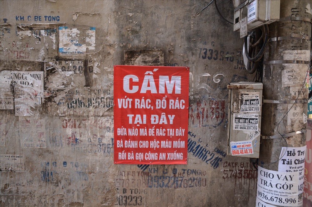 Nội dung những biển cấm trở nên phong phú hơn theo thời gian.
